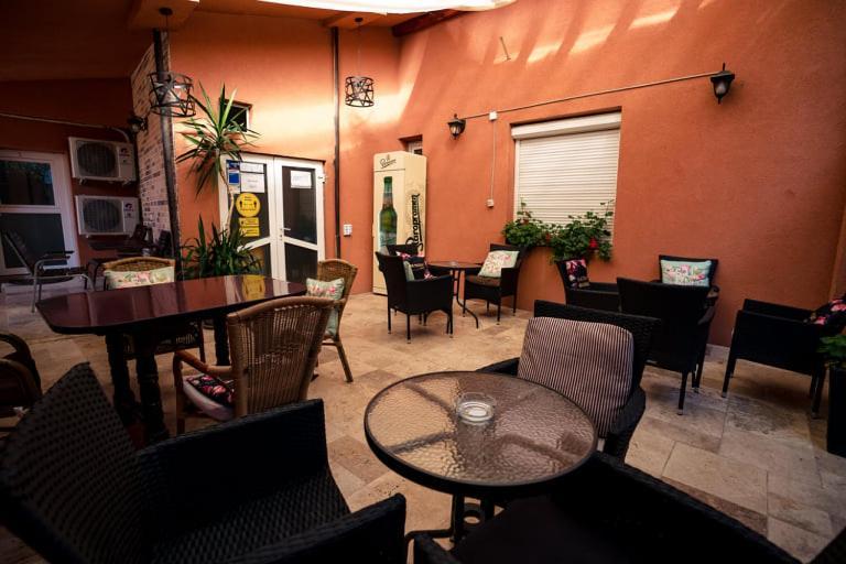 Casa Alis Hotel Oradea Exterior photo