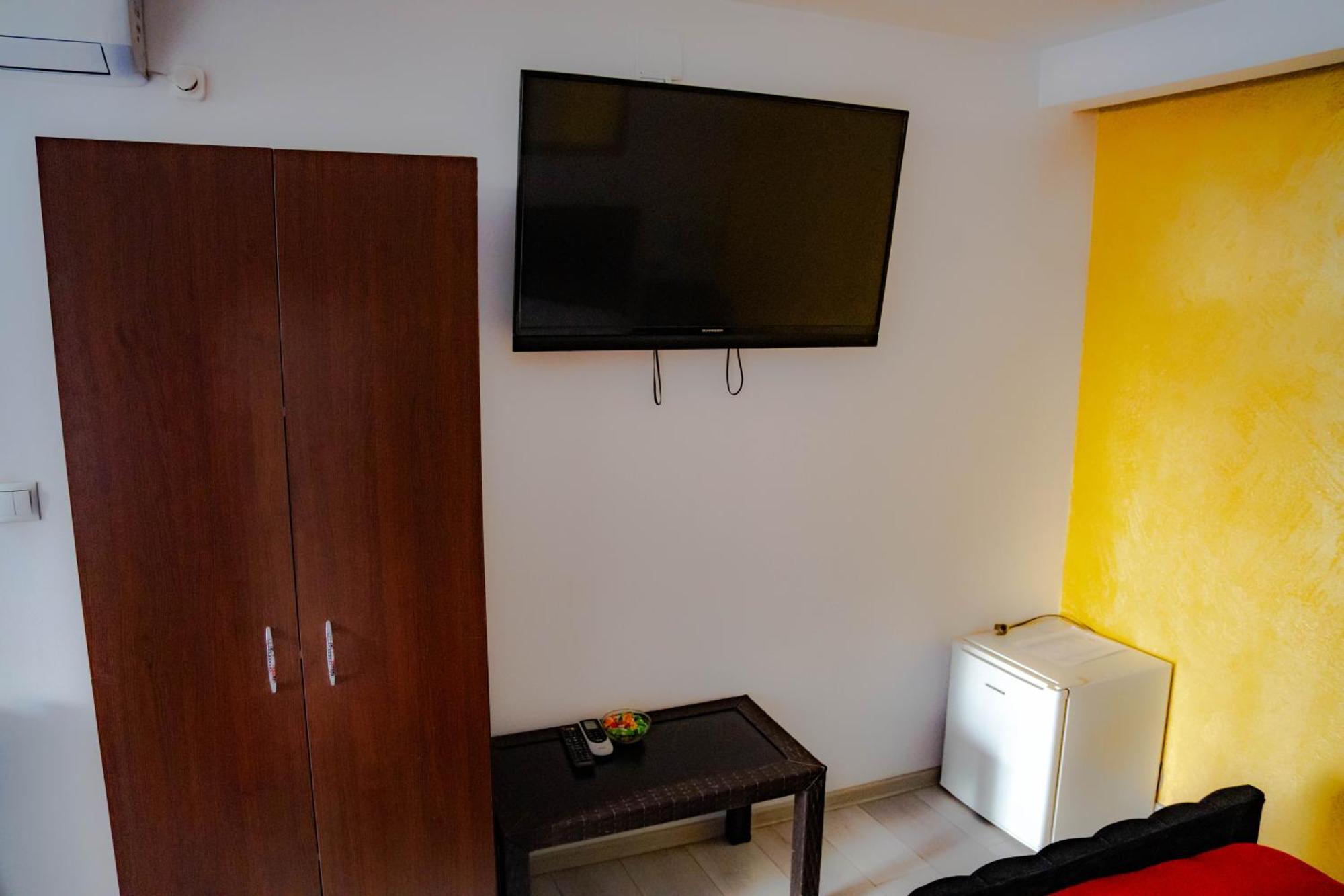 Casa Alis Hotel Oradea Exterior photo